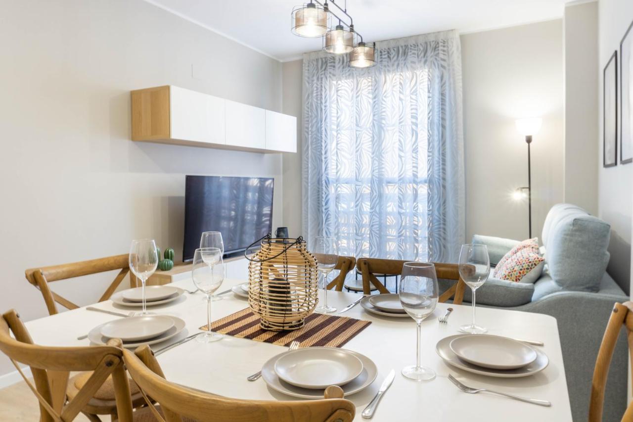 Luxury Apartment Dos Aceras มาลากา ภายนอก รูปภาพ